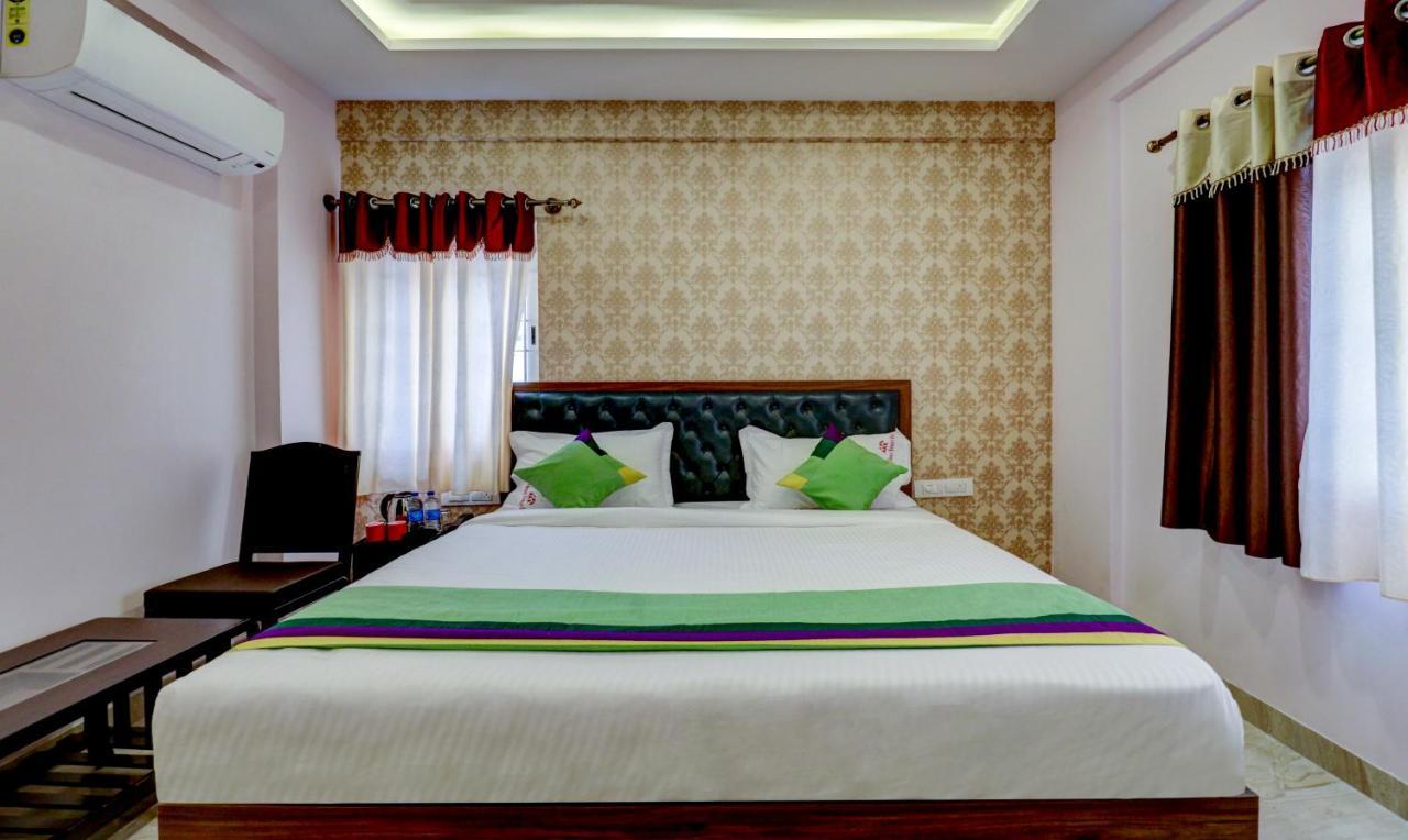 Treebo Three Street Inn Bangalore Extérieur photo
